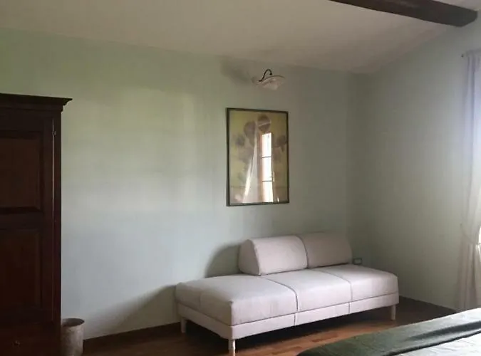 Bagnarello73 Bed & Breakfast 4*
